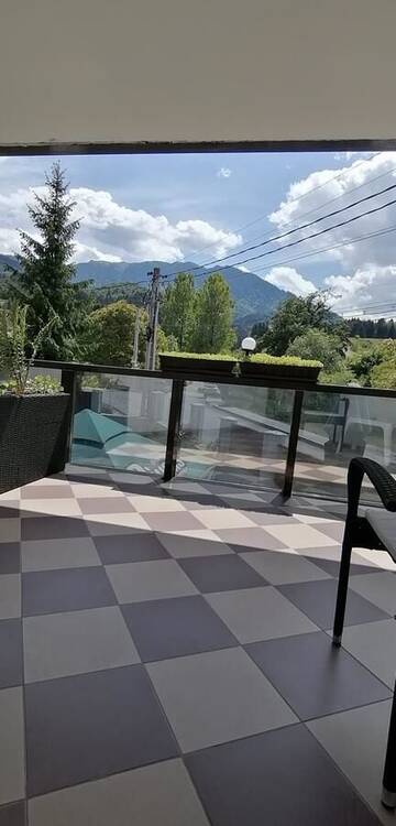 Фото номера Трехместный номер с видом на горы Гостевой дом Vila 7 Scări г. Тимишу-де-Жос 6